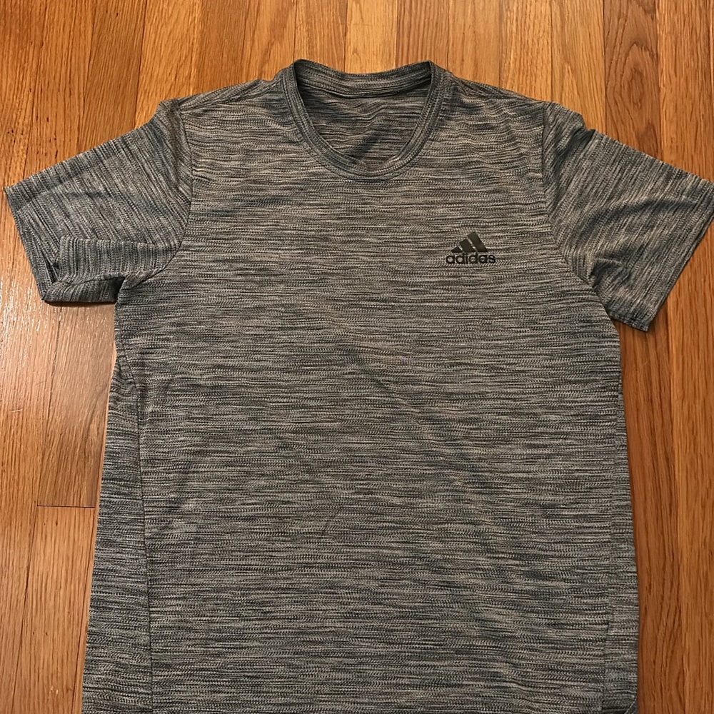 Adidas Men's Heathered Gray Tee - Medium
